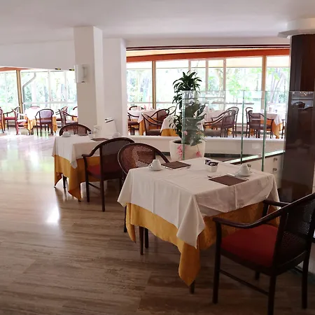 Corallo Otel Marina Romea