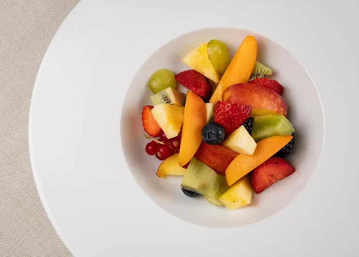 Corallo Марина-Ромеа